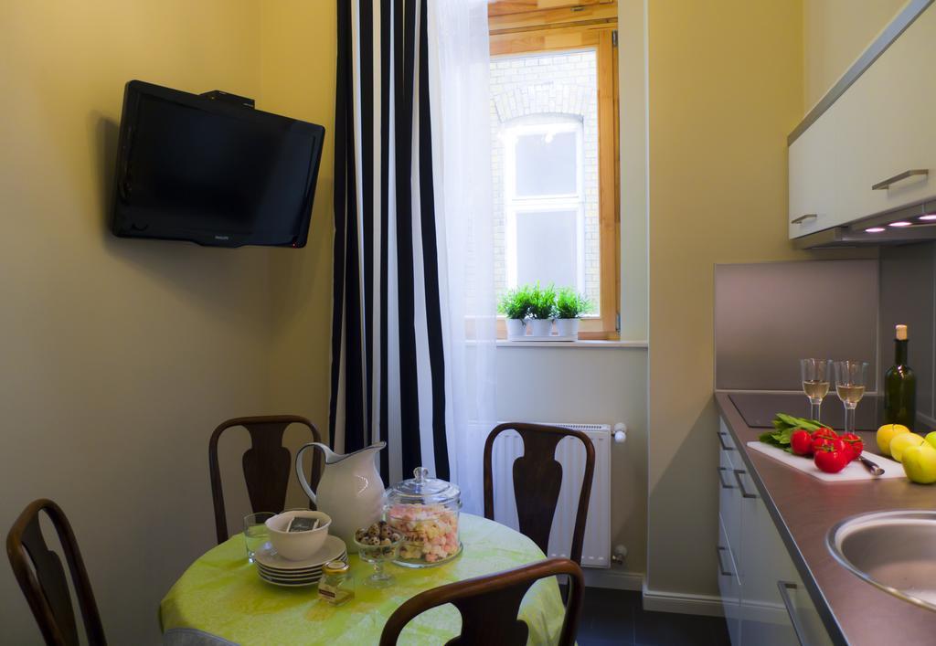 Golden Stars Budapest Apartments מראה חיצוני תמונה