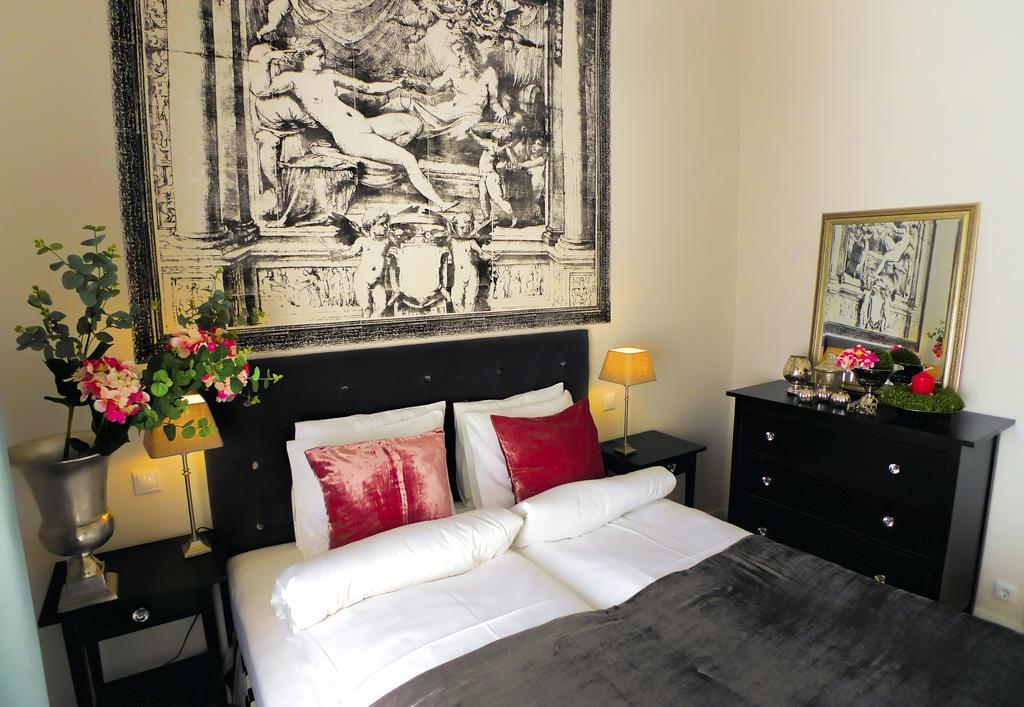 Golden Stars Budapest Apartments מראה חיצוני תמונה