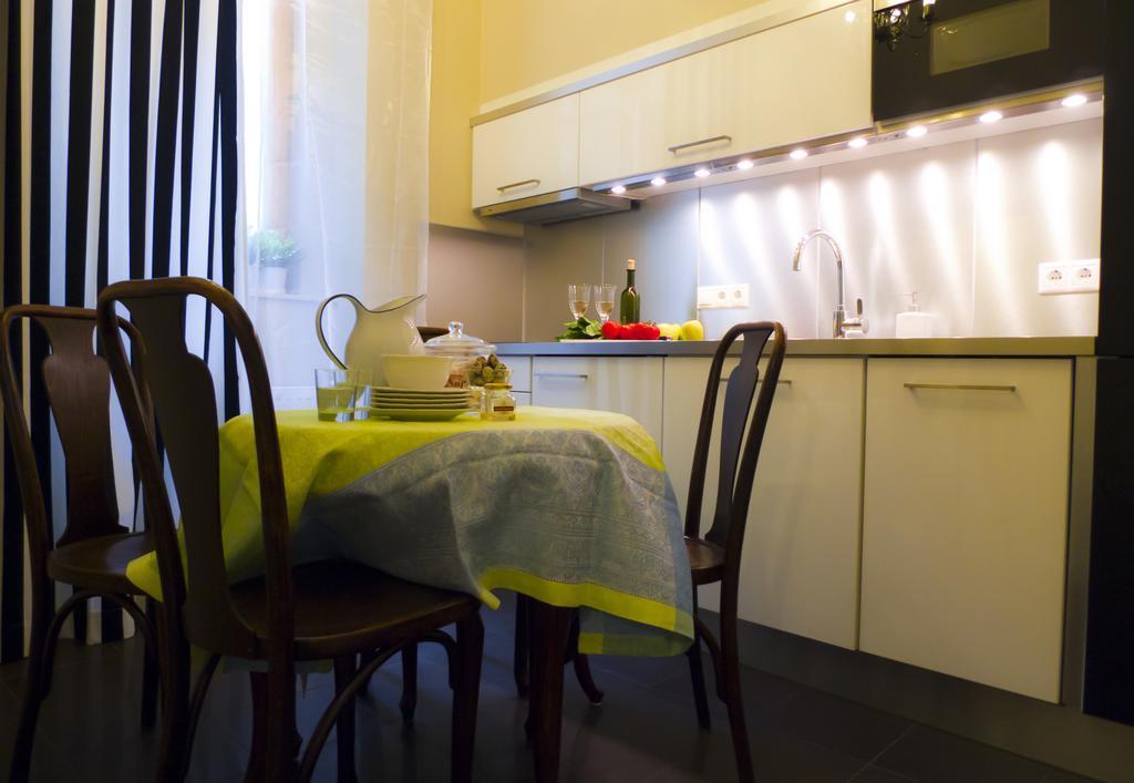 Golden Stars Budapest Apartments מראה חיצוני תמונה