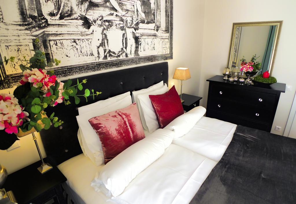 Golden Stars Budapest Apartments מראה חיצוני תמונה
