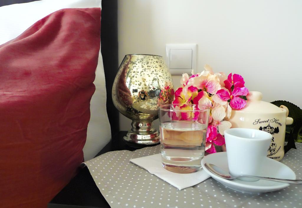Golden Stars Budapest Apartments מראה חיצוני תמונה