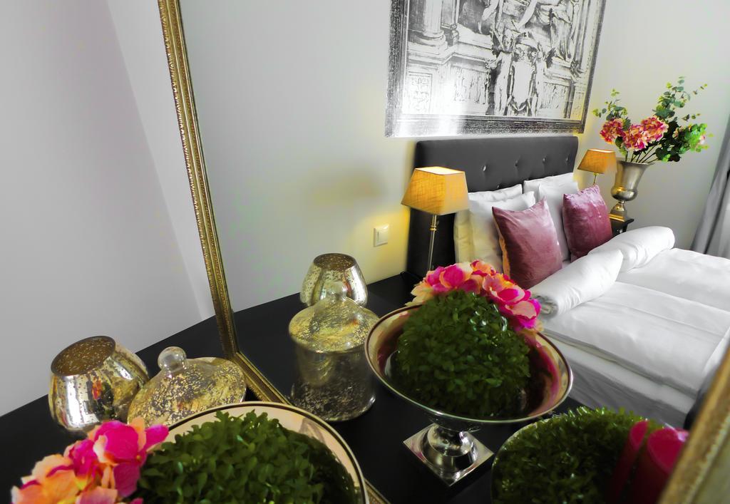 Golden Stars Budapest Apartments מראה חיצוני תמונה