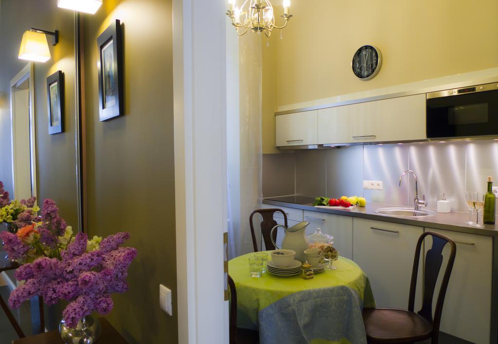 Golden Stars Budapest Apartments מראה חיצוני תמונה