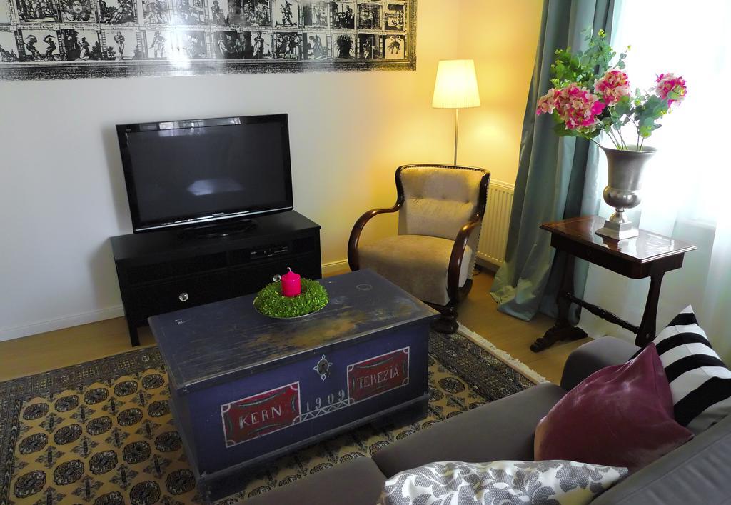 Golden Stars Budapest Apartments מראה חיצוני תמונה