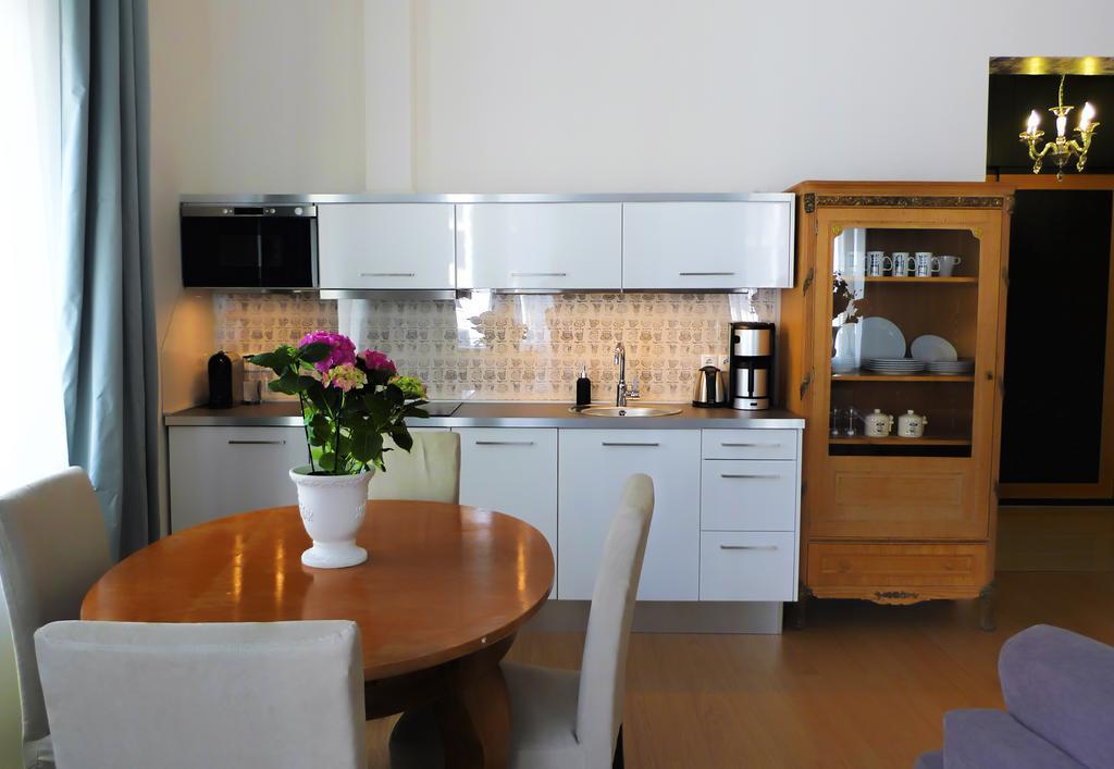 Golden Stars Budapest Apartments מראה חיצוני תמונה